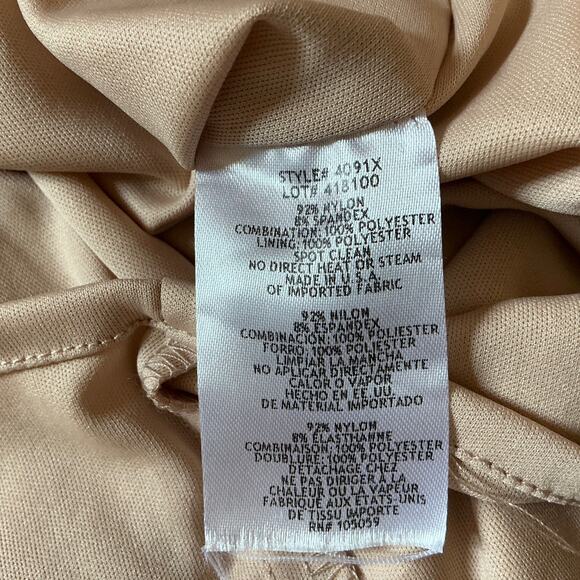 XSCAPE Sequined Off the Shoulder Evening Gown Black and Gold Size 6 Formal Dress - Picture 10 of 13